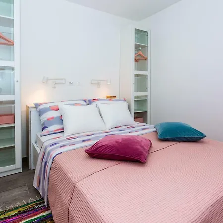Grace Apartment *